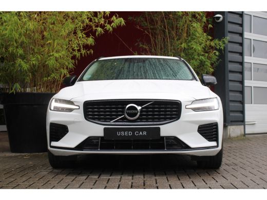 Volvo  V60 2.0 T6 Recharge AWD R-Design | Panoramadak | Adaptive Cruise | BLIS | Camera | Stuur/stoelverwarming ActivLease financial lease