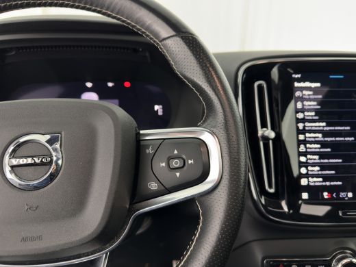 Volvo  XC40 Recharge P8 AWD R-Design [ 3-Fase ] { SOH-89%} (INCL-BTW) *PANO | LEATHER-ALCANTARA | DIGI-COCKPI... ActivLease financial lease