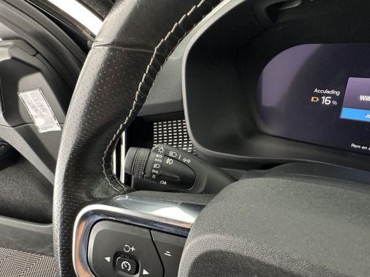 Volvo  XC40 Recharge P8 AWD R-Design [ 3-Fase ] { SOH-89%} (INCL-BTW) *PANO | LEATHER-ALCANTARA | DIGI-COCKPI... ActivLease financial lease