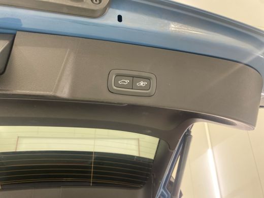 Volvo  XC40 Recharge Ultimate 70 kWh | Pano | Trekhaak | Harman/Kardon | ActivLease financial lease