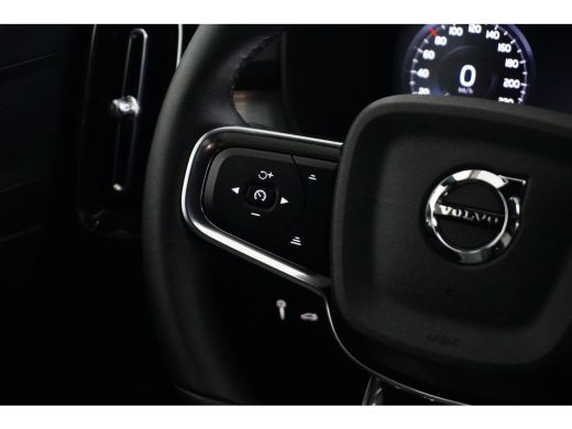 Volvo  XC40 T4 Core Bright | Keyless | Stoel Verwarming | ActivLease financial lease