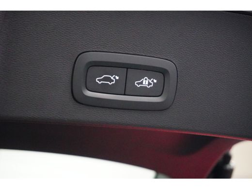 Volvo  XC40 T4 Core Bright | Keyless | Stoel Verwarming | ActivLease financial lease