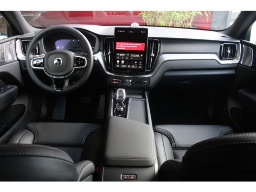 Volvo  XC60 2.0 T6 Plug-in hybrid AWD Ultra Black Edition | Luchtvering | Massage | Bowers&Wilkins | 22" Velg... ActivLease financial lease