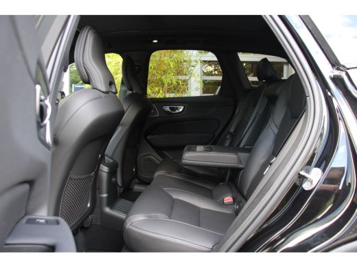 Volvo  XC60 2.0 T6 Plug-in hybrid AWD Ultra Black Edition | Luchtvering | Massage | Bowers&Wilkins | 22" Velg... ActivLease financial lease