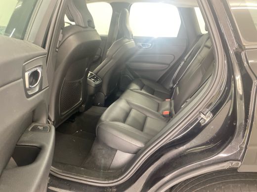 Volvo  XC60 B5 Momentum Exclusive | Harman Kardon | Pano | 360cam | ActivLease financial lease