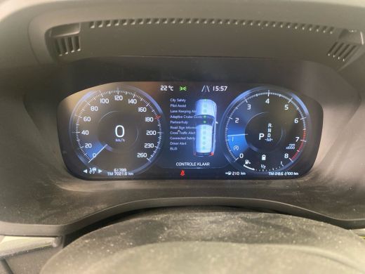 Volvo  XC60 B5 Momentum Exclusive | Harman Kardon | Pano | 360cam | ActivLease financial lease