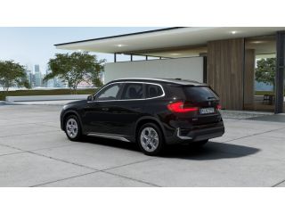 BMW iX1 eDrive20 Pure Edition / Fiscale waarde € 44.995,=