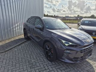 CUPRA Terramar 1.5 TSI e-Hybrid VZ Performance 272pk | Apple Carplay Android Auto | Elektrisch glazen panorama-d...