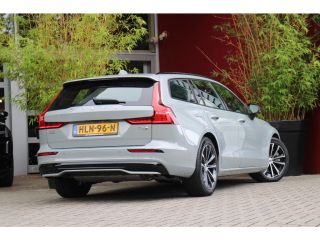 Volvo  V60 2.0 T6 Plug-in hybrid AWD Plus Dark | Trekhaak | 360 Camera | Harman/Kardon | Memory | Pilot Assist
