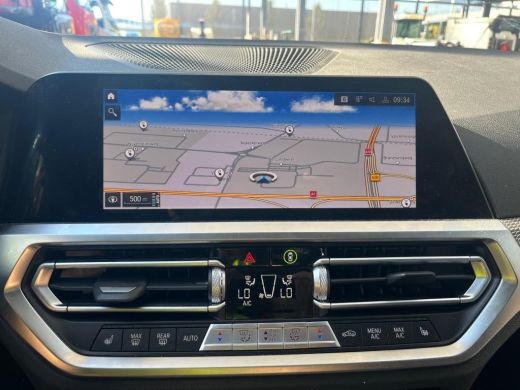 BMW 3 Serie 320e M-Sport | Panorama | Leder | Camera | ActivLease financial lease