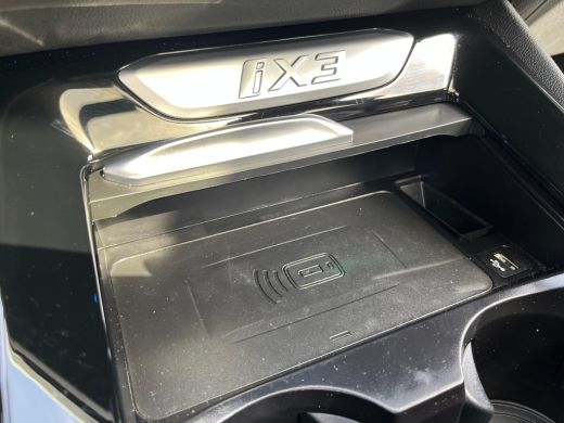 BMW iX3 High Executive 80 kWh | Shadow Line | 20" LM velgen | All-Season banden | H&K Audio | Navigatie |... ActivLease financial lease