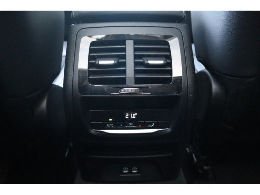 BMW X3 xDrive30e Pano / Elec Stoelen / Camera / Leder / ActivLease financial lease