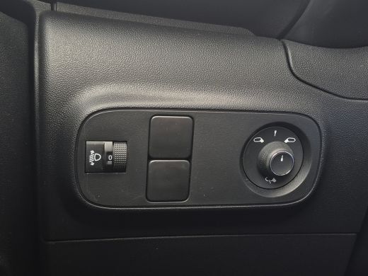 Citroën C3 1.2 PureTech Plus Full LED | Climate control | Navigatie  | Parkeersensoren achter | ActivLease financial lease