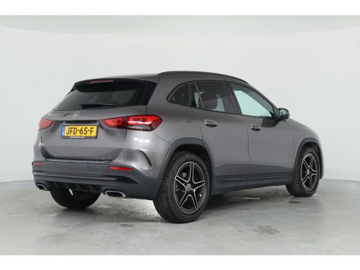 Mercedes-Benz GLA 180 AMG Line | LED | Navi | Camera | Keyless | Sportstoel | Clima | Parkeersensoren V+A | DAB | C... ActivLease financial lease