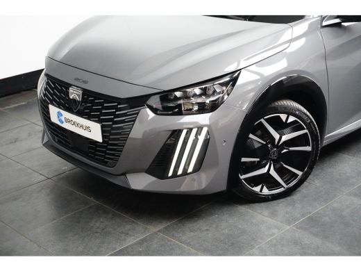 Peugeot 208 GTHYBRID 136PK GT AUTOMAAT | Clima | Camera | Cruise | Pdc v&a | Pano | LED | ActivLease financial lease