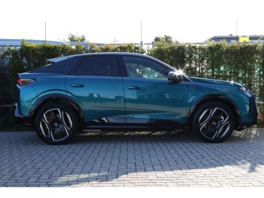Peugeot e-3008 GT Avantage 210 73 kWh Warmtepomp | Camera | Alcantara | Navigatie | Carplay | Elektrische Klep ActivLease financial lease