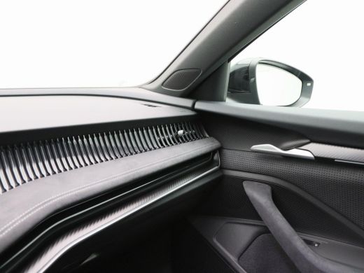 Skoda Superb Combi Sportline Business 1.5 TSi PHEV 204 Pk Automaat | Trekhaak | Panoramadak | LED Matrix | 19 ... ActivLease financial lease