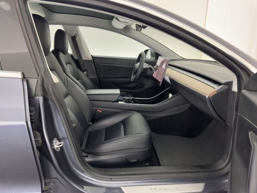 Tesla Model 3 Standard RWD Plus 60 kWh [ 3-Fase ] {SOH-86%} (INCL-BTW) Aut. *PANO | AUTO-PILOT | LUXURY-LEATHER... ActivLease financial lease