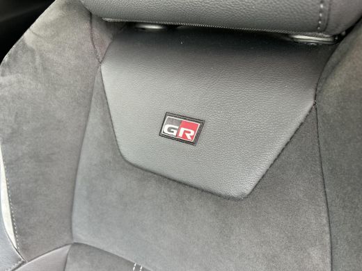 Toyota C-HR 1.8 Hybrid GR-Sport (Navigatie - Park.assist) ActivLease financial lease