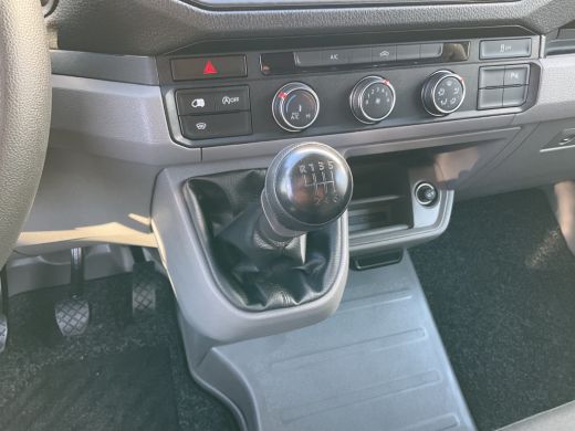 Volkswagen Crafter 6-Pers 30 2.0 TDI Dubbele Cabine L2H2 Comfortline Trekhaak Cam NL-Bus Voll.Onderhouden! ActivLease financial lease