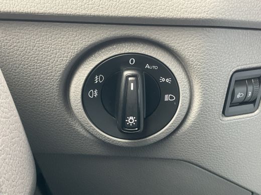 Volkswagen Crafter 6-Pers 30 2.0 TDI Dubbele Cabine L2H2 Comfortline Trekhaak Cam NL-Bus Voll.Onderhouden! ActivLease financial lease