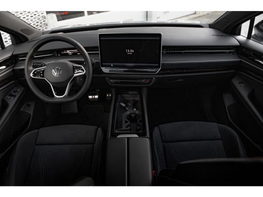 Volkswagen ID.7 Pro Limited Edition | Achterbank in ongelijke delen neerklapbaar incl. middenarmsteun en doorlaad... ActivLease financial lease