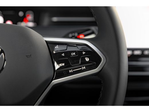 Volkswagen ID.7 Pro Limited Edition | Achterbank in ongelijke delen neerklapbaar incl. middenarmsteun en doorlaad... ActivLease financial lease