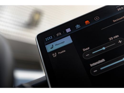 Volkswagen ID.7 Pro Limited Edition | Achterbank in ongelijke delen neerklapbaar incl. middenarmsteun en doorlaad... ActivLease financial lease
