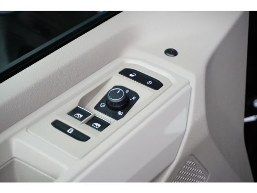 Volkswagen Multivan 1.4 eHybrid L2H1 218PK DSG-6 Style | TREKHAAK | LEDER | CAMERA | | PANORAMADAK | ELEKTR. A. KLEP ... ActivLease financial lease