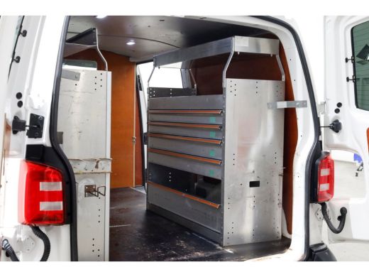 Volkswagen Transporter T6 2.0 TDI 102pk E6 Lang Trendline Airco/Navi/Inrichting 06-2017 ActivLease financial lease