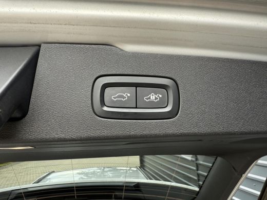 Volvo  V60 2.0 T6 Recharge AWD R-Design Leer,Camera,Harm.Kardon ActivLease financial lease