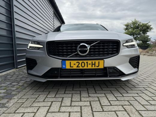 Volvo  V60 2.0 T6 Recharge AWD R-Design Leer,Camera,Harm.Kardon ActivLease financial lease