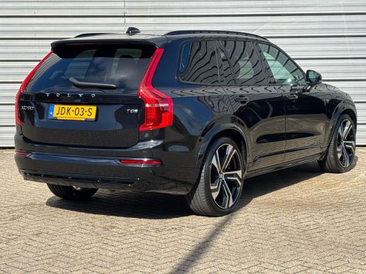 Volvo  XC90 T8 455PK AWD Ultra Dark | Massage | Luchtvering | Trekhaak | 22" | Gelaagd glas ActivLease financial lease
