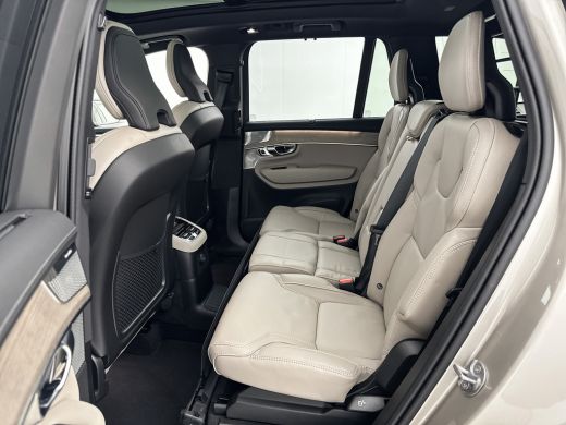 Volvo  XC90 T8 Recharge Ultra Bright | 21" | Luchtvering | Geventileerd Nappa | Stoelmassage | Bowers & Wilki... ActivLease financial lease