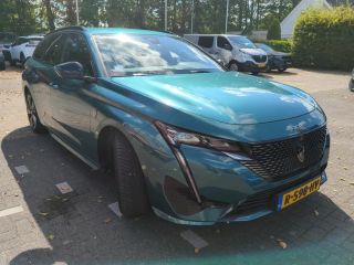 Peugeot 308 SW 1.2 PureTech GT Pack Business | Automaat | Navigatie | Camera | Trekhaak | 1400kg Trekgewicht ...