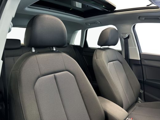 Audi Q3 35 150pk TFSI Pro Line Panoramadak | Parkeerhulp achter | Cruise control ActivLease financial lease