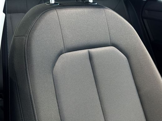 Audi Q3 35 150pk TFSI Pro Line Panoramadak | Parkeerhulp achter | Cruise control ActivLease financial lease