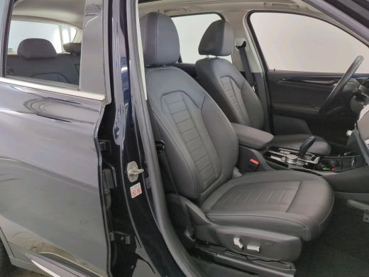 BMW iX3 Executive 80 kWh NL-AUTO | SOH 98% ActivLease financial lease