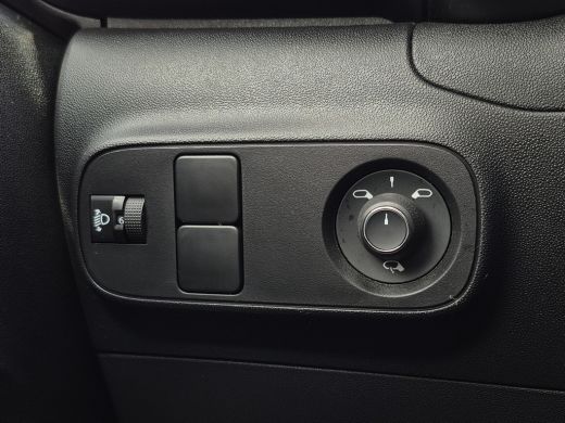 Citroën C3 1.2 PureTech Feel Edition Climate control | LED | Parkeersensoren achter  | Full map navigatie | ... ActivLease financial lease