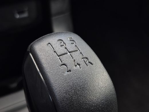 Citroën C3 1.2 PureTech Plus LED | Full map navigatie | Parkeersensoren achter | Climate control | ActivLease financial lease