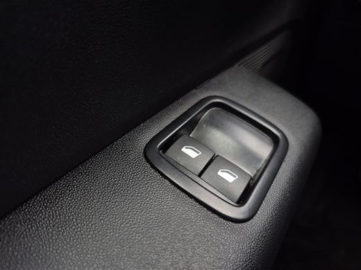 Citroën C3 1.2 PureTech Plus LED | Full map navigatie | Parkeersensoren achter | Climate control | ActivLease financial lease