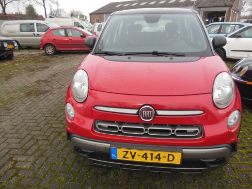 Fiat 500L 0.9 TwinAir CityCross Staat in De Krim Fiat 500L 0.9 TwinAir CityCross Staat in De Krim