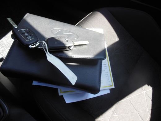 Hyundai Bayon 1.0 T-GDI Comfort Smart Keurige auto Staat in Hoogeveen ActivLease financial lease