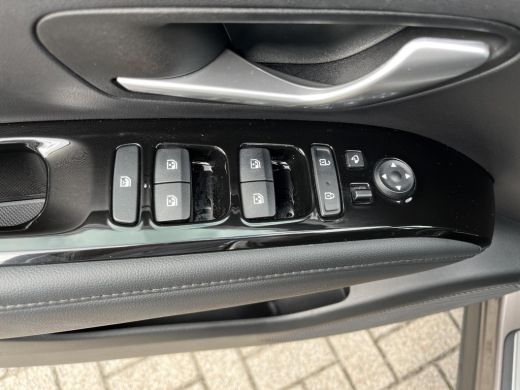 Hyundai Tucson Hybrid 1.6 T-GDI HEV Premium Sky ActivLease financial lease