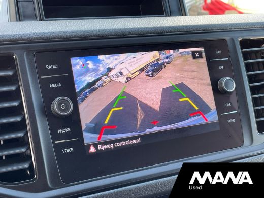 MAN TGE 50 3.5T Bakwagen Dubbellucht Dhollandia Laadklep Navi Airco Cruise control ActivLease financial lease