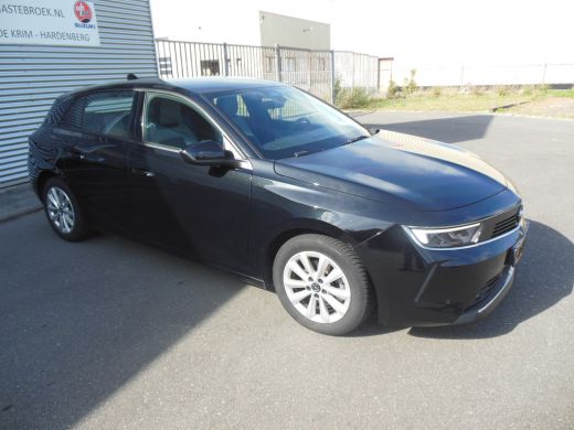 Opel Astra 1.2 Edition Staat in Hoogeveen Opel Astra 1.2 Edition Staat in Hoogeveen