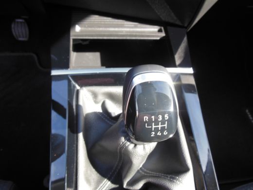 Opel Astra 1.2 Edition Staat in Hoogeveen ActivLease financial lease