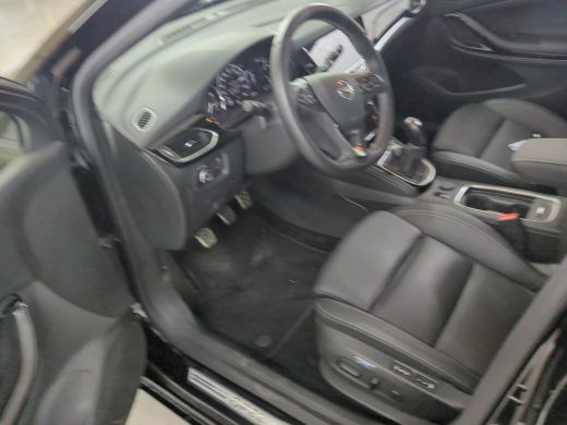 Opel Astra 1.2 Ultimate LEDER |NAVI | LED ActivLease financial lease