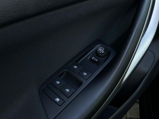 Opel Astra Sports Tourer 1.2 Edition NL-AUTO | FULL LED | CAMERA ActivLease financial lease