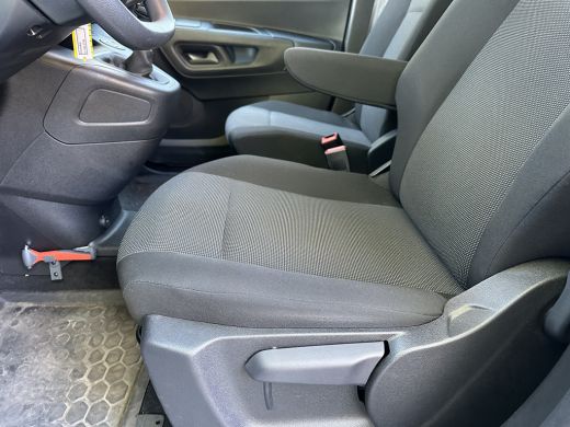 Opel Combo 1.5 BlueHDi 100PK L2 1000KG LAADGEWICHT | CAMERA| PARKEERSENSOREN| CRUISE CONTROL| AIRCO| DAB| BE... ActivLease financial lease